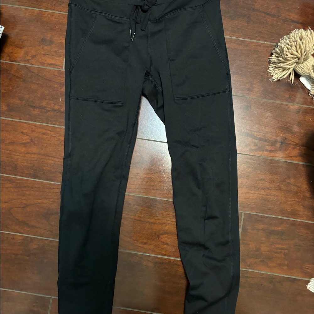 Aerie Black Pants with pockets and drawstring